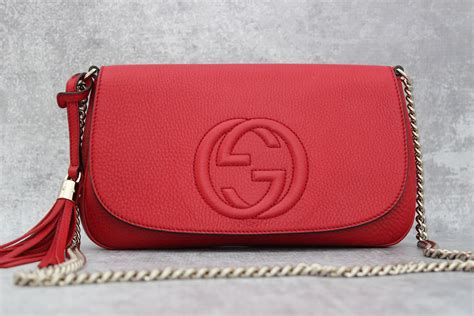 red gucci soho chain bag